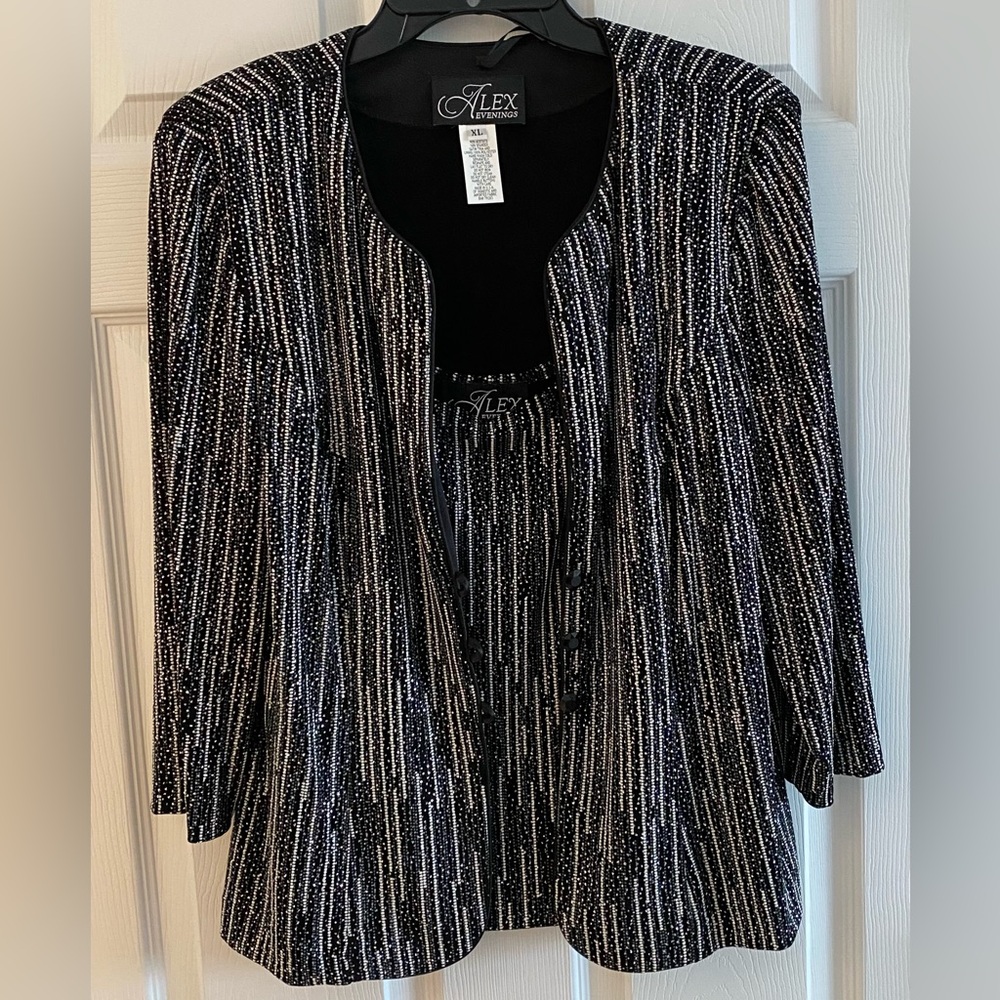 Alex Evenings Like New XL Black Silver/White Sparkly Twinset Jacket and Camisole - Picture 4 of 6